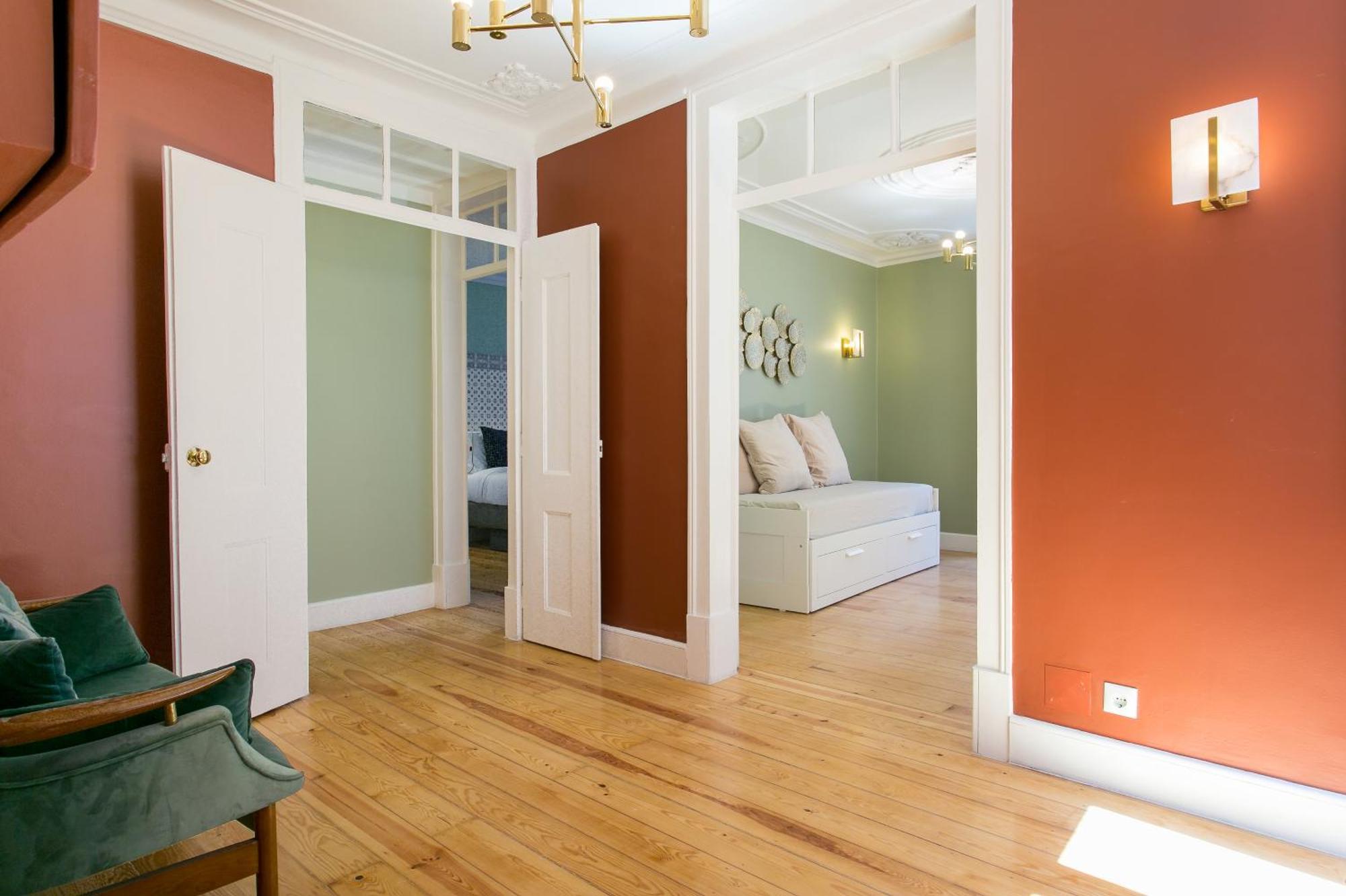 Apartment Historical Center, Large 2 Bedroom Apartment, Bright & Stylish *